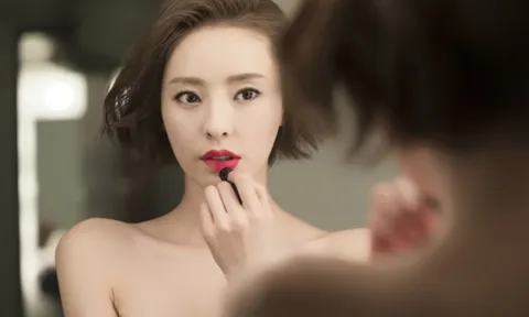 5 mẫu phụ nữ khiến đàn ông giàu có thường chết mê chết mệt