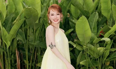 Nhã Phương ngày nào cũng gặp bác sĩ, không dám uống thuốc