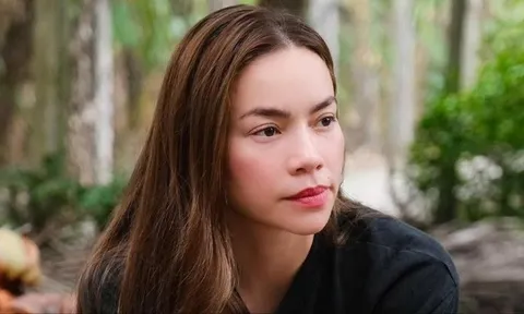 Hồ Ngọc Hà được người đặc biệt cõng ra khỏi xe ô tô, danh tính khiến nhiều người bất ngờ