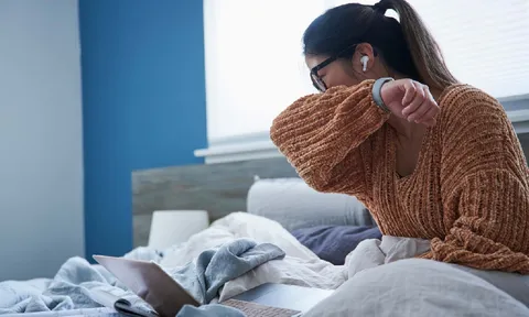 4 loại nước nên uống, 2 loại nên tránh khi bị cúm A