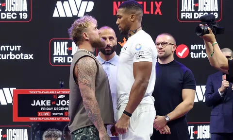 Joe Rogan cảnh báo Jake Paul: 'Anthony Joshua sẽ tìm cách đấm xuyên não cậu đấy'