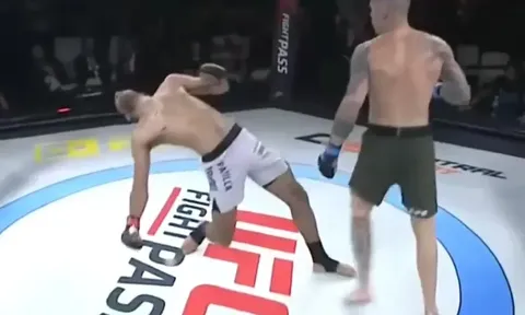 Cú đấm hoàn hảo 'đóng băng' đối thủ: Điểm lại những pha knockout và khóa siết mãn nhãn nhất tuần qua