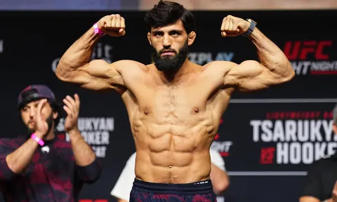 Arman Tsarukyan bức xúc vì bị 'xếp sau' Paddy Pimblett, kêu gọi trận đấu với Max Holloway