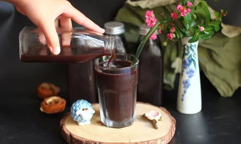 Cách nấu nước đậu đen uống vào nhuận tràng, mát gan