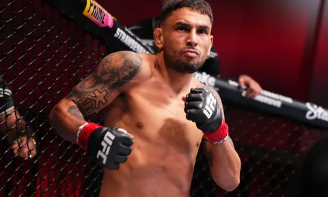 UFC 324 bổ sung cặp đấu hạng ruồi đáng chú ý: Alex Perez đối đầu Charles Johnson