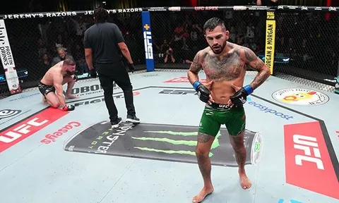 Sean Strickland trở lại, đối đầu 'ngựa ô' Anthony Hernandez trong trận chiến then chốt tại UFC Houston
