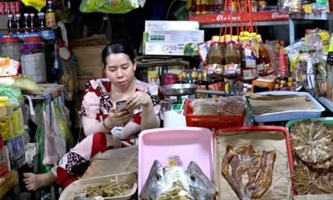 Bán hàng online có phải kê khai thuế giống cửa hàng truyền thống không? Hướng dẫn chi tiết cho người mới kinh doanh