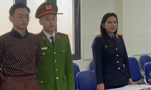 Bắt tạm giam “tổng tài” chỉ đạo nhóm người hành hung tại quán cà phê