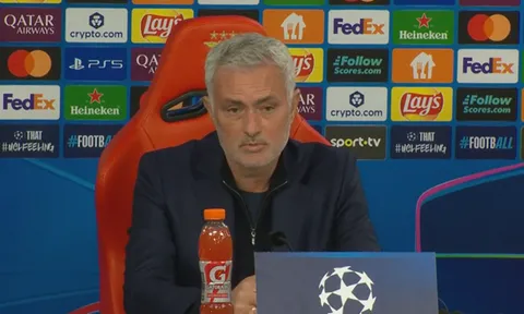 Mourinho bênh vực Richard Rios: Lời đáp trả sắc lẹm