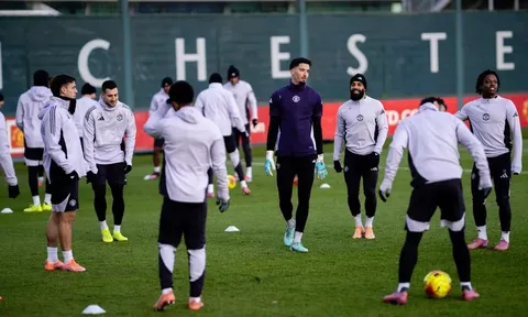Man Utd nhận tin dữ: 3 trụ cột vắng mặt tại Carrington