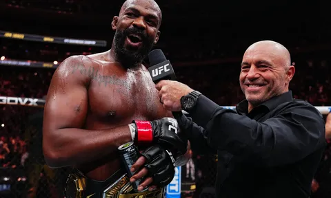 Joe Rogan: Sẽ là 'thảm họa' nếu Jon Jones vắng mặt ở sự kiện UFC tại Nhà Trắng