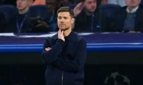 Khủng hoảng Real, Benzema chỉ trích thiếu sự kết nối giữa Mbappe, Vinicius và Bellingham