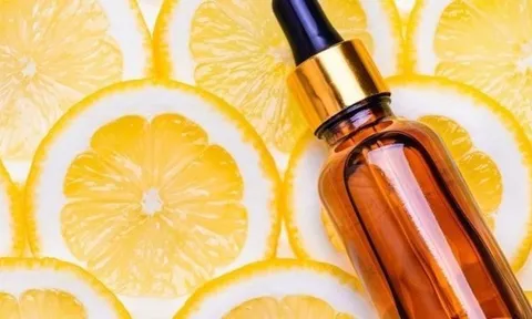 Lý do vitamin C được xem như yếu tố thiết yếu để duy trì một làn da rạng rỡ và khỏe mạnh