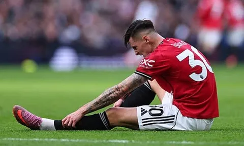 Man Utd: HLV Amorim báo tin dữ về "bom tấn" 74 triệu bảng