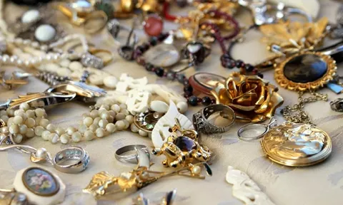 5 loại Tà Vật này nhà ai cũng có, có thể mang tới sát khí, hãm hại gia chủ