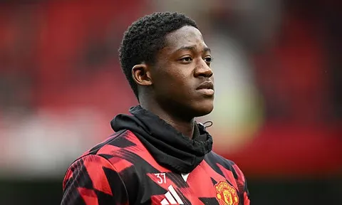 Man Utd tìm thấy chìa khóa giải thoát Kobbie Mainoo