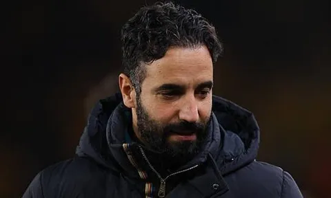Ruben Amorim bác bỏ tin mua hậu vệ dù Man Utd thủng lưới 4 bàn