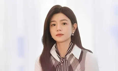 4 mẹo giúp "Tiểu Long nữ" Trần Nghiên Hy giữ gìn làn da căng bóng tuổi 42