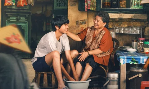 Sự góp mặt của NSND Thanh Hoa không cứu được doanh thu "Thế hệ kỳ tích"