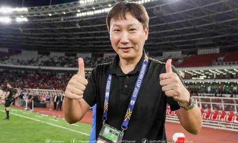 SEA Games 33: Kim Sang-sik lập kỳ tích với 3 danh hiệu Đông Nam Á
