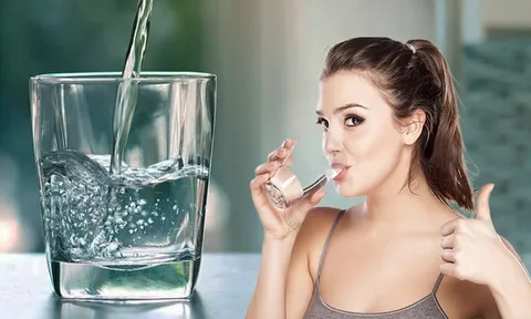 4 khung giờ nên uống nước tốt cho sức khỏe