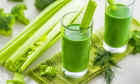 5 cách làm nước ép cần tây uống ngon, tốt cho sức khỏe, đặc biệt đẹp da, đẹp dáng