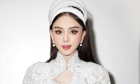 Lâm Khánh Chi chuẩn bị đi thi hoa hậu?