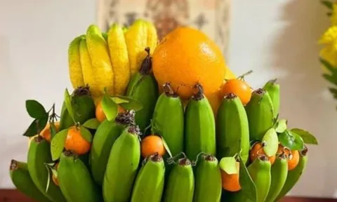 Thắp hương mùng 1: Loại quả người Trung Quốc kiêng kỵ nhưng ở Việt Nam lại được ưa chuộng là gì?