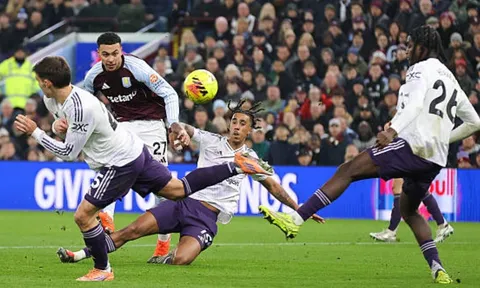 5 điểm nhấn Aston Villa 2-1 Man Utd: Morgan Rogers xuất sắc; Fernandes chấn thương