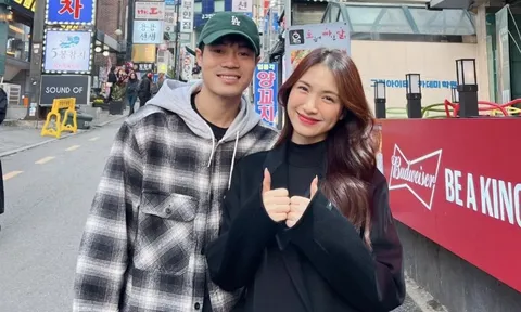 Phản ứng gây chú ý Văn Toàn khi Hòa Minzy công bố Fan Concert đầu tiên