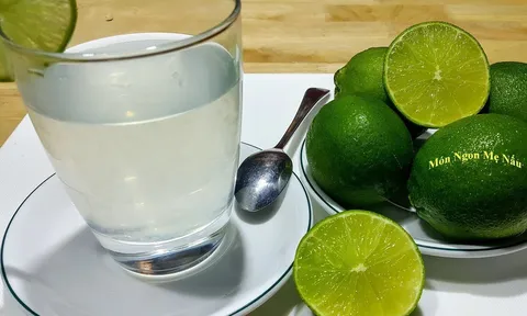 2 khung giờ uống nước chanh ấm giúp giải độc cơ thể, giảm cân cực tốt