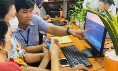 Từ nay đến 31/12/2025, cán bộ công chức, viên chức được hỗ trợ thêm 3,6 triệu đồng mỗi tháng