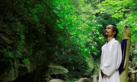 Có 3 điều bất hạnh lớn nhất đời người: "Tuổi trẻ đắc chí, trung niên thất nghiệp, tuổi già đào hoa"