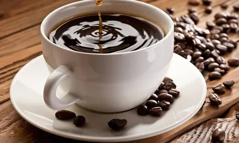 4 sai lầm khi uống cà phê gây hại sức khỏe