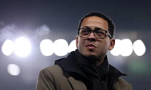 Liam Rosenior và cuộc chiến sinh tồn giữa "hai làn đạn" ở Chelsea