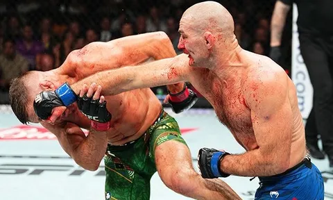 Sean Strickland tiết lộ bí mật động trời: Bị UFC ép đấu với Du Plessis dù gãy vai