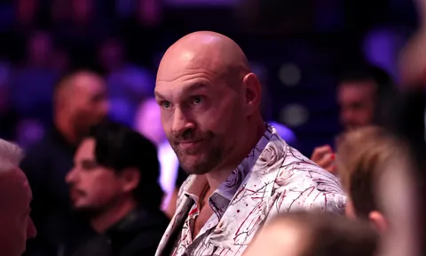 Tyson Fury và lời đáp trả đanh thép về 'bụng phệ': Tôi đã hạ gục tất cả với nó