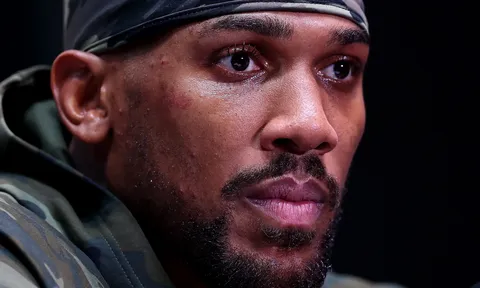 Anthony Joshua lần đầu lên tiếng sau tai nạn thảm khốc: 'Chúa đã cho tôi ở bên những người anh em tuyệt vời'