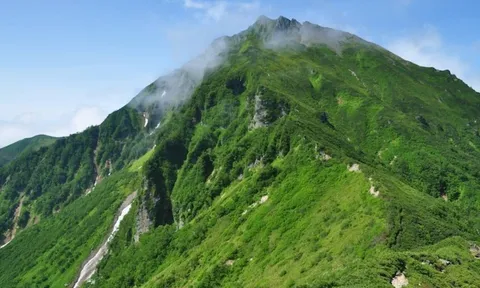 Trắc nghiệm tâm lý: Ngọn núi tiết lộ thử thách lớn nhất bạn sắp đối mặt