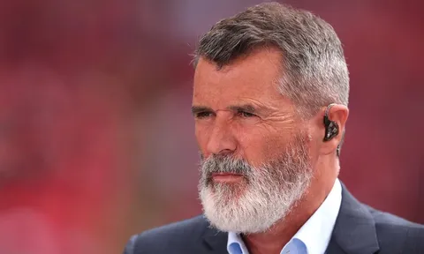 "Cậu ta mới đi tắm biển về", Roy Keane mỉa mai Jonny Evans