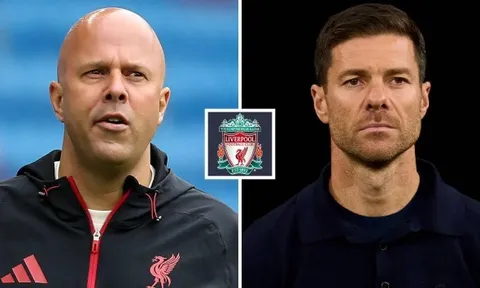 Xabi Alonso tự do là cơn ác mộng của Arne Slot