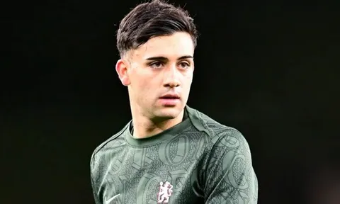 Buonanotte rời Chelsea kiểm tra y tế tại Leeds