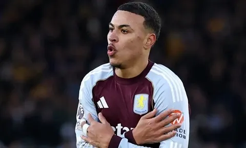 Collymore dự báo Rogers sang MU hoặc Chelsea giá 80 triệu