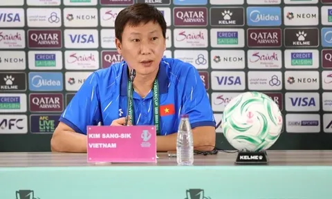 HLV Kim Sang-sik chỉ tên 2 ngòi nổ nguy hiểm của U23 UAE
