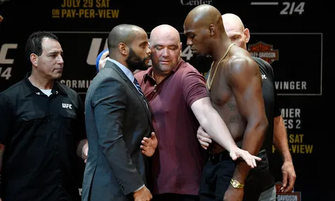 Daniel Cormier thẳng thừng từ chối Jon Jones: 'Tôi không có lý do gì để làm bạn với anh'