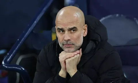 Pep từ chối đổ lỗi cho Dalot, thừa nhận Man Utd hay hơn