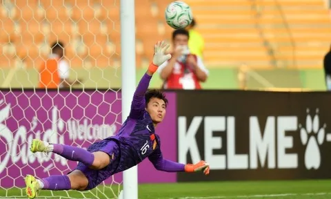 Thủ môn U23 Trung Quốc thách thức U23 Việt Nam
