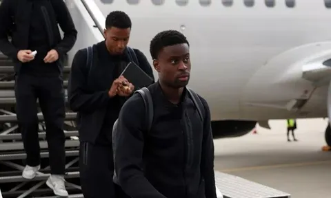 Guehi trải qua phút thót tim trước khi cập bến Man City