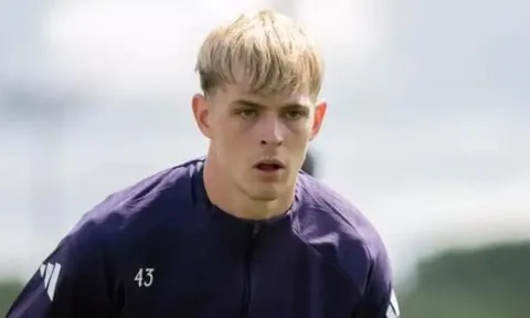 Hull City mượn thành công Toby Collyer từ MU