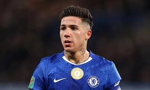 Tin đồn chuyển nhượng sáng 19/1: Chelsea có thể bán Enzo Fernandez; MU liên hệ Xavi